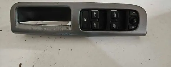 Volvo V50 Electric window control switch 30658444 8679666