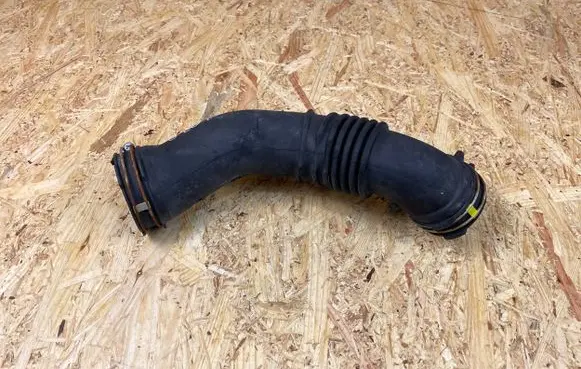 Toyota Corolla E160 E170 Air intake hose/pipe 17881F2050