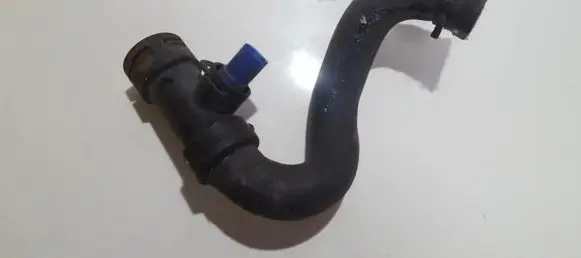 Audi A6 S6 C5 4B Engine coolant pipe/hose 8d0121049d