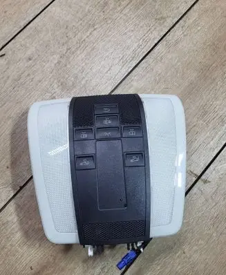 Mercedes-Benz C W204 Front seat light A2048200823 2JM00996622 0153680730