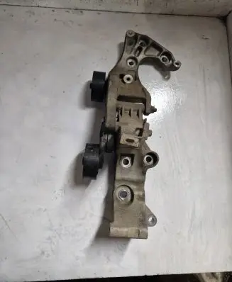 Generator/alternator bracket
