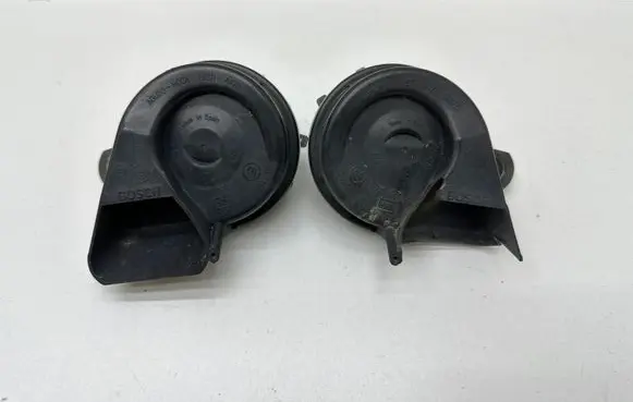 Mercedes-Benz ML W164 Horn signal A0055422720 A0055422820