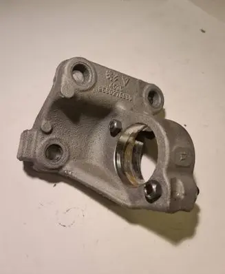Opel Corsa F Driveshaft support bearing bracket 9680276880