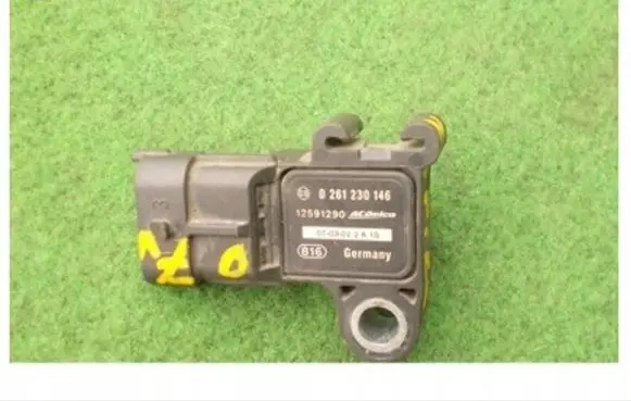 Opel Zafira B Air pressure sensor 0261230146