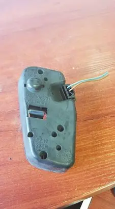 BMW 3 E46 Tail light bulb cover holder 230570r