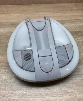 Mercedes-Benz E W211 Front seat light A2118205301 A2118212951