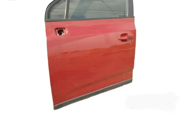 Chevrolet Orlando Front door 95242604