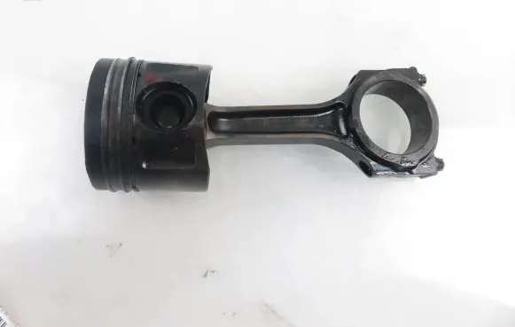 Ford Transit Piston with connecting rod H268X