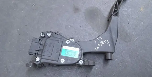 Skoda Fabia Mk1 (6Y) Acceleration sensor 6Q1721503C 00849601