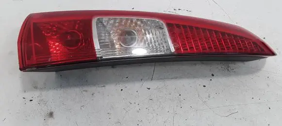 Volvo V70 Rear/tail lights