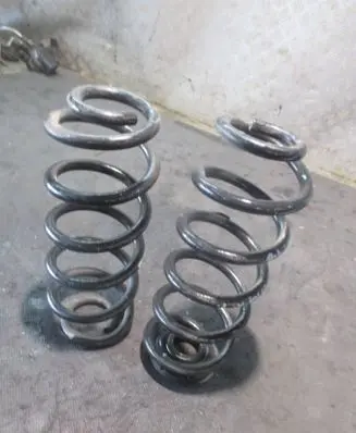 Opel Astra K Rear coil spring 