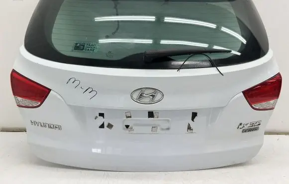 Tailgate/trunk/boot lid
