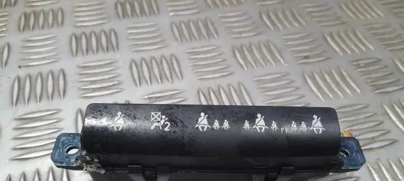 Passenger airbag on/off switch