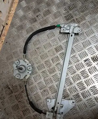 Mitsubishi Space Star Rear door manual window regulator 
