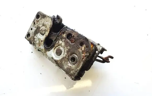 Iveco Daily 40.8 Rear door lock 500329770
