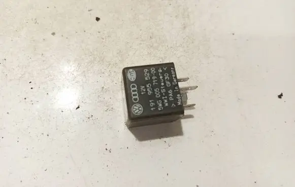 Volkswagen Golf II Other relay 191955529 72HV002