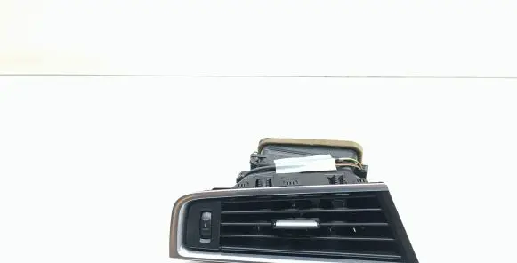 BMW 5 GT F07 Dashboard side air vent grill/cover trim 9142591
