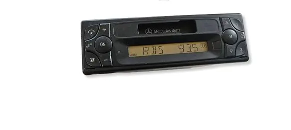 Mercedes-Benz Vito Viano W638 Radio/CD/DVD/GPS head unit A0048200686 BE4113 SOUND10