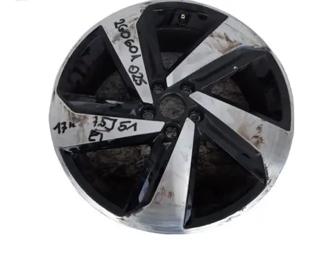 Volkswagen Polo VI R17 alloy rim 2G0601025