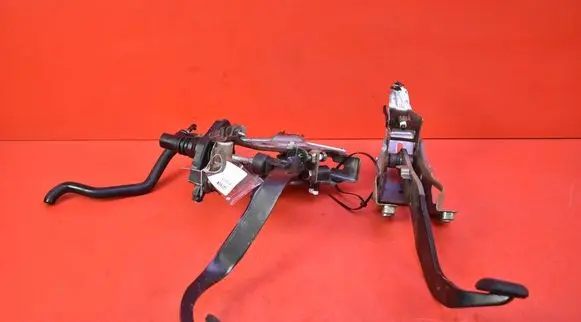 Toyota Auris E180 Accelerator throttle pedal