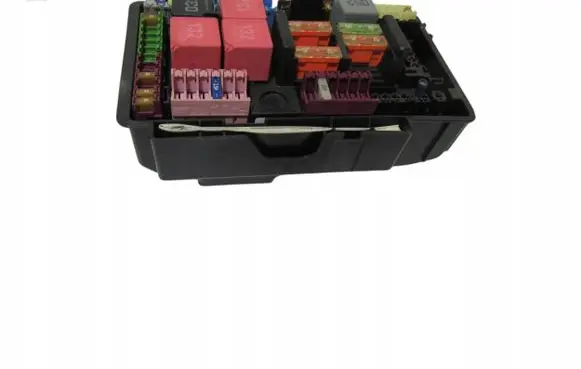 Mercedes-Benz C W205 Fuse box set MCD6820