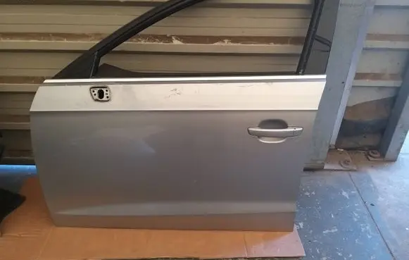 Porte avant