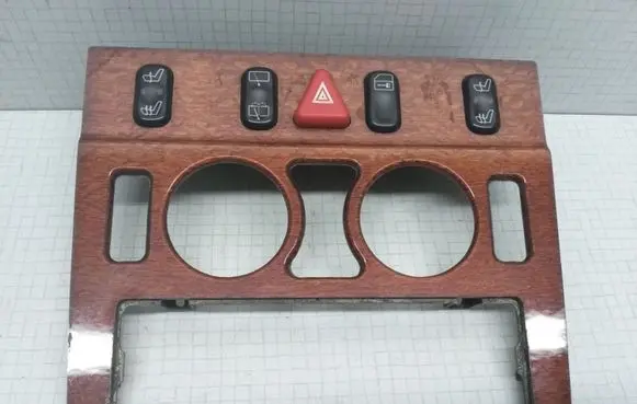 Mercedes-Benz E W210 Dashboard center trim panel 2108200151 679305 A2106830308