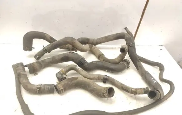 Mazda 5 Engine coolant pipe/hose