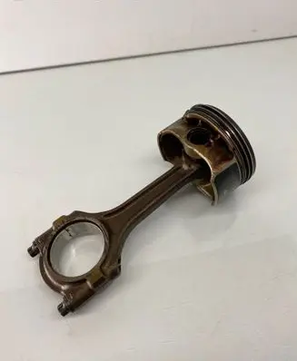 Opel Astra H Piston with connecting rod Z18XER