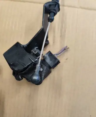 Mercedes-Benz C W202 Accelerator throttle pedal A0125423317