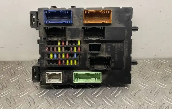 Ford Focus Power management control unit F1DT14A073GH
