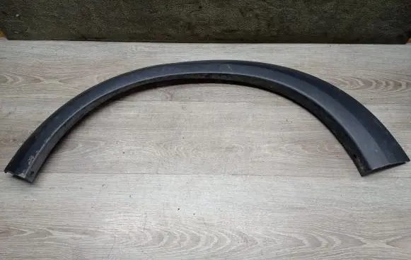 Volvo XC70 Front arch trim 30763653