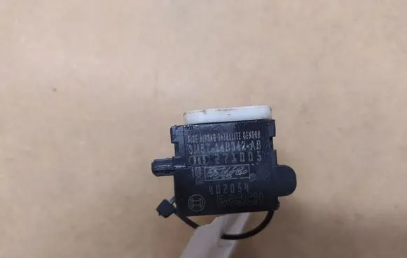 Ford Focus C-MAX Airbag deployment crash/impact sensor 3M5T14B342AB
