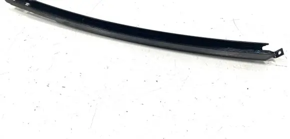 Mercedes-Benz E W211 Rear door windshield rail 