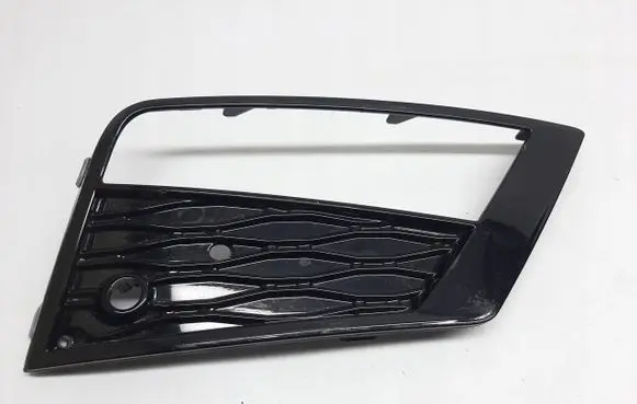 Seat Ateca Front bumper lower grill 575853666G