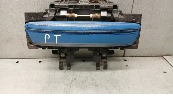 Audi A8 S8 D3 4E Rear door exterior handle 4E1837885