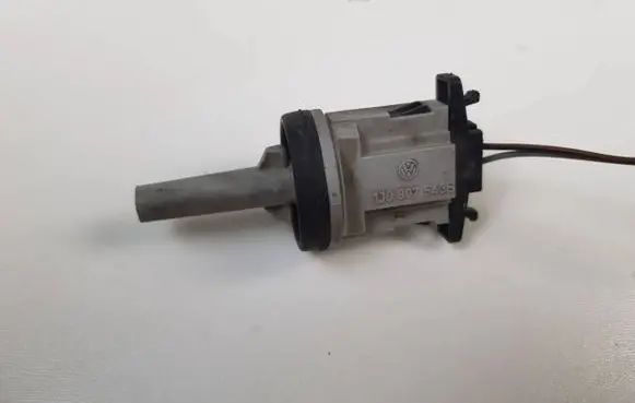 Audi A4 S4 B6 8E 8H Interior temperature sensor 1J0907543B