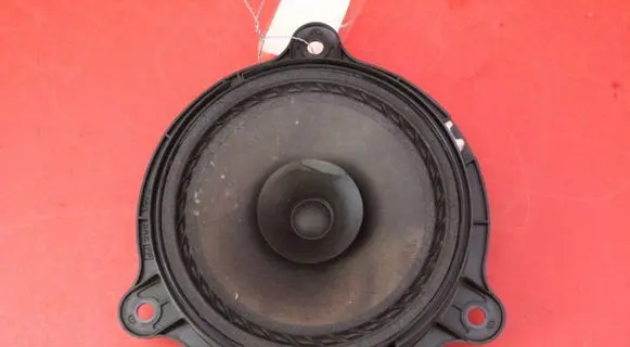 Nissan Micra Subwoofer speaker 28156EE500