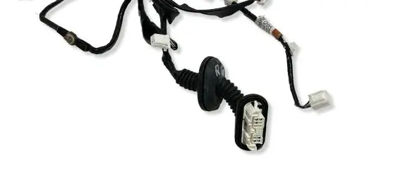Toyota Yaris Cross Rear door wiring loom 821530DD80A 45157