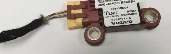Volvo S40, V40 Airbag deployment crash/impact sensor 30613043