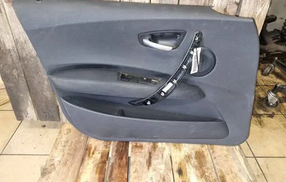 BMW 1 E81 E87 Sliding door card 