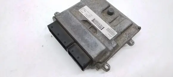 Volvo XC90 Engine control unit/module 30729999