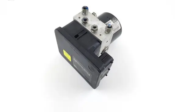 Chevrolet Cruze ABS Pump 13349239