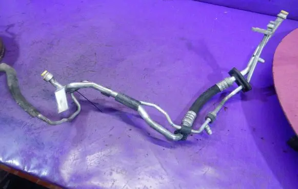 Audi A4 S4 B7 8E 8H Air conditioning (A/C) pipe/hose