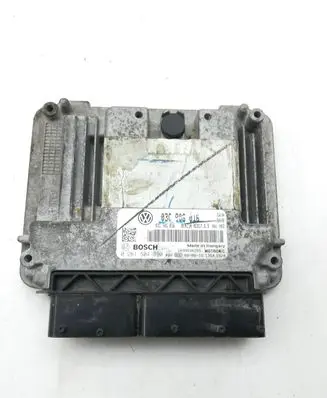 Volkswagen Golf VI Engine control unit/module 03C906016 0261S04390 1039S36255