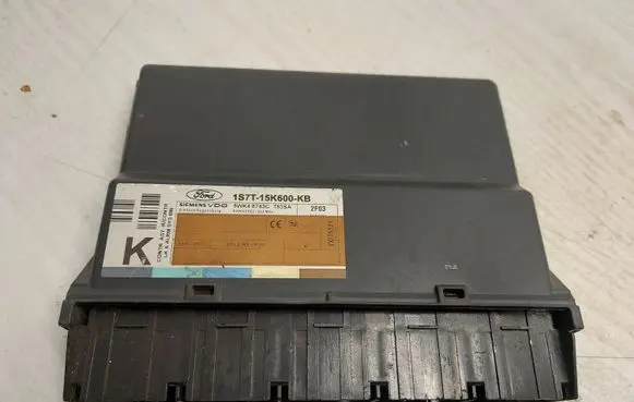 Ford Focus Comfort/convenience module 1S7T15K600KB 5WK48743C