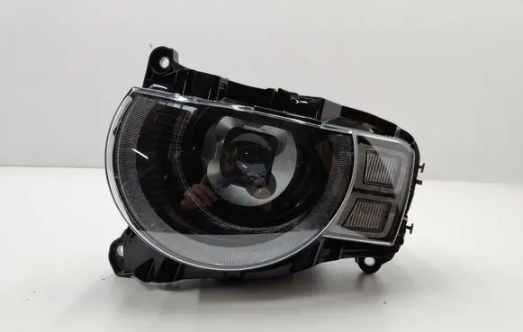 Land Rover Defender Headlight/headlamp L8B213W030HG