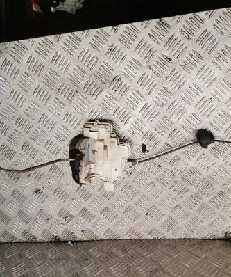Audi A4 S4 B7 8E 8H Front door lock 8e1837016aa