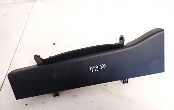 Volvo S80 Steering wheel column trim
