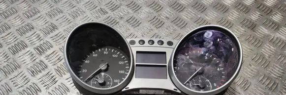 Mercedes-Benz ML W164 Speedometer (instrument cluster) A2C53361677